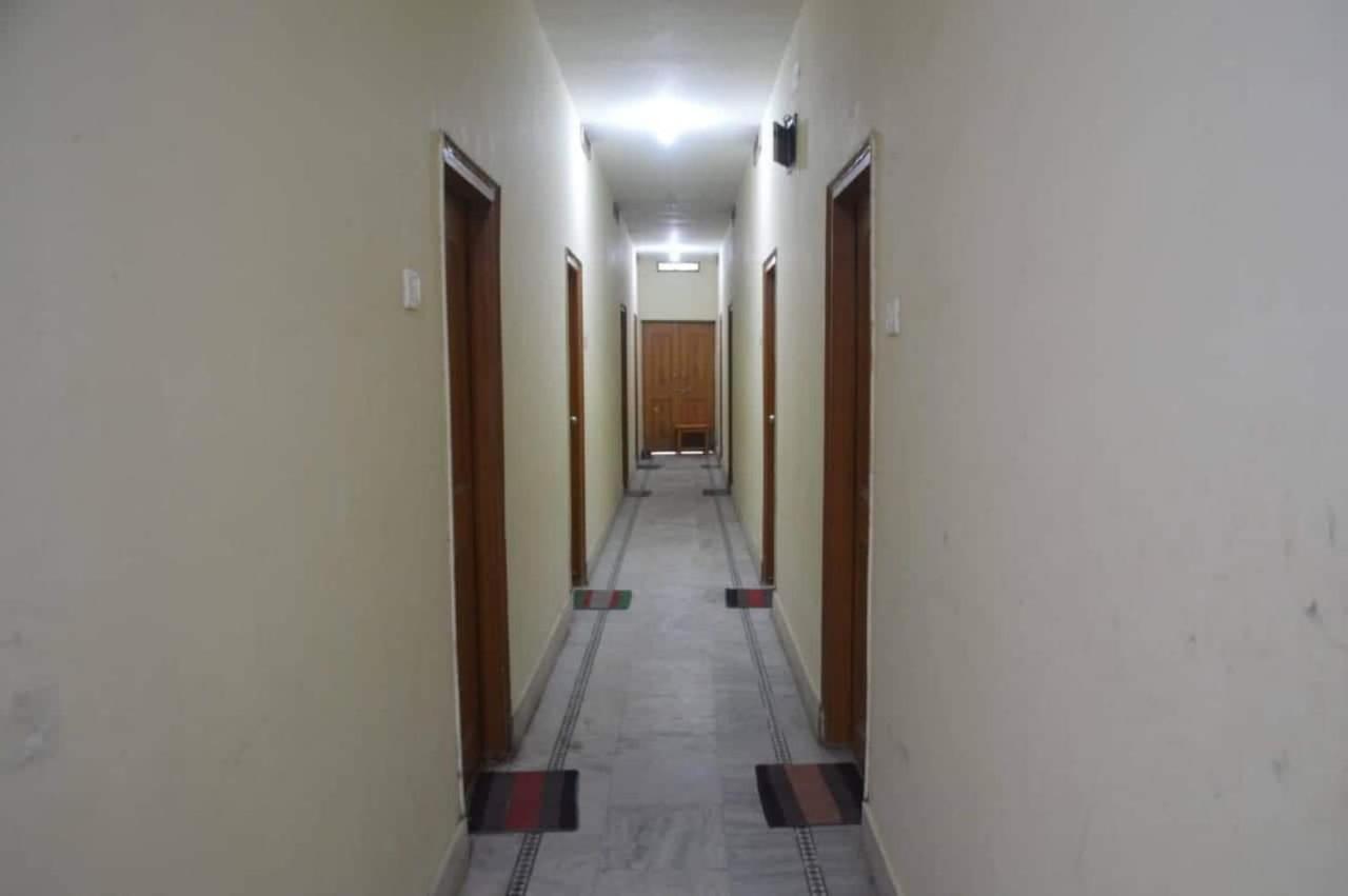 Middle Way Home Stay بود جايا المظهر الخارجي الصورة