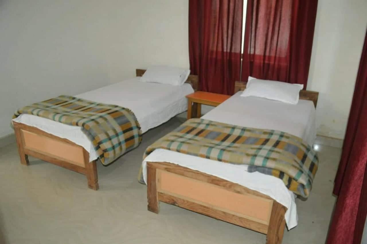 Middle Way Home Stay بود جايا المظهر الخارجي الصورة