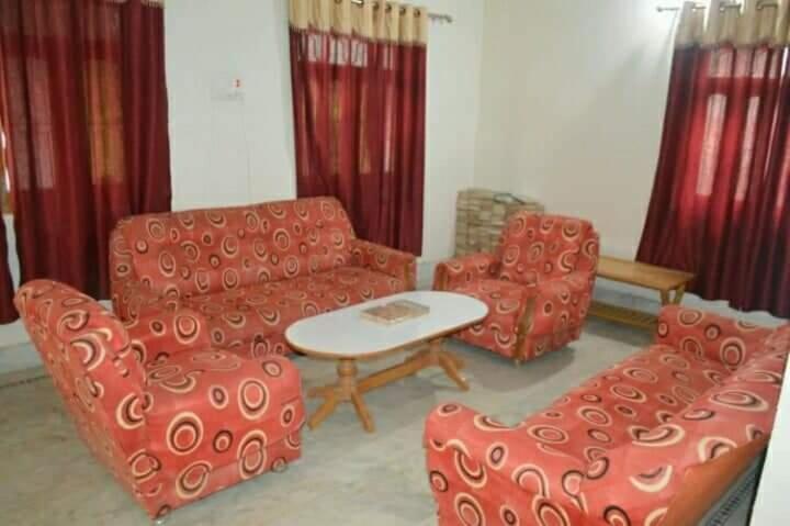 Middle Way Home Stay بود جايا المظهر الخارجي الصورة